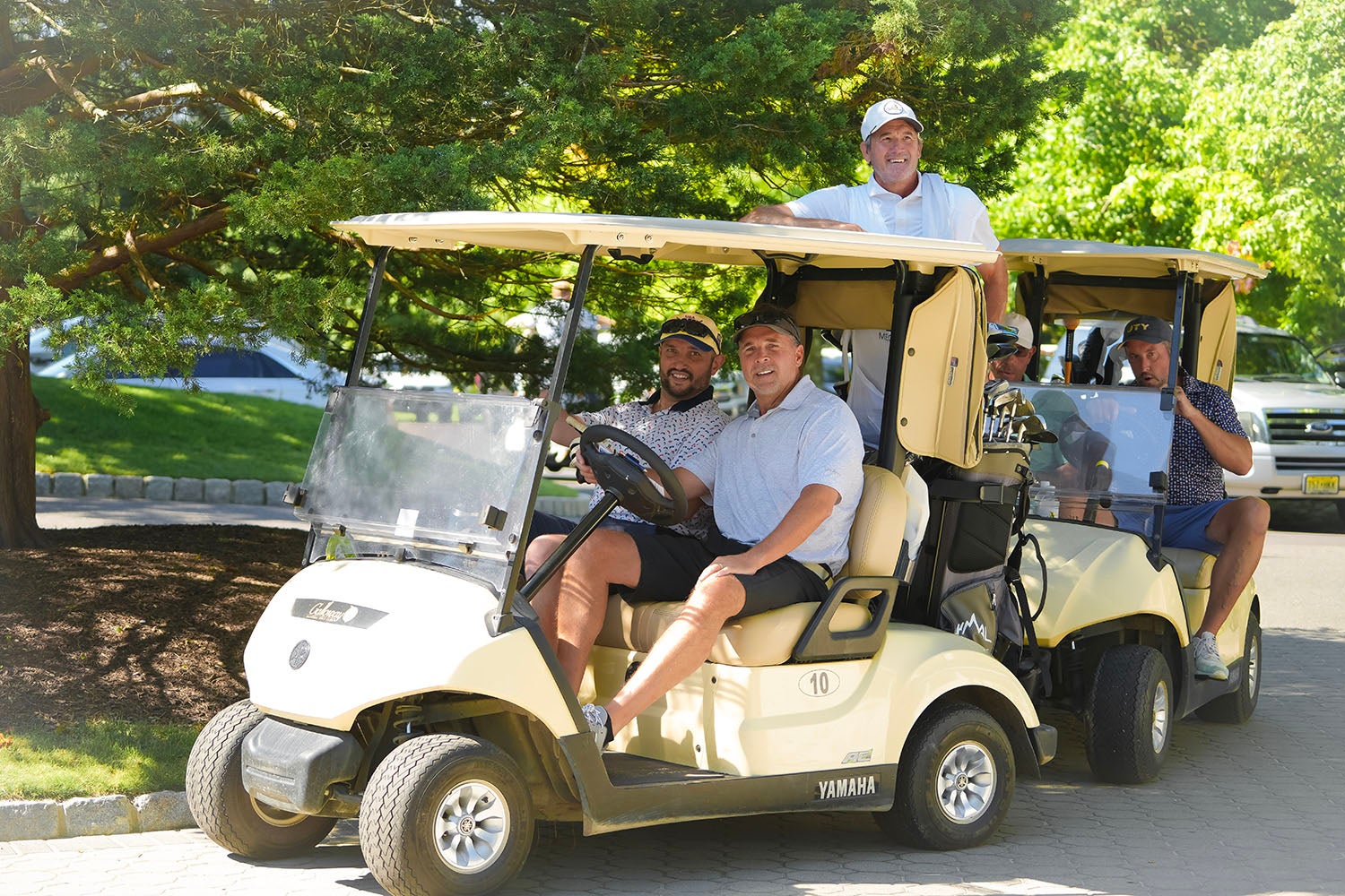 Golfers head out in scramble format